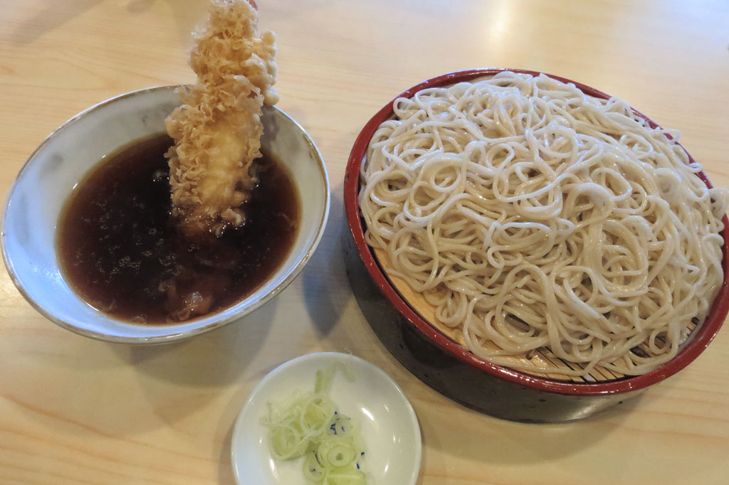 横浜市蕎麦店「角平(かどへい)」つけ天