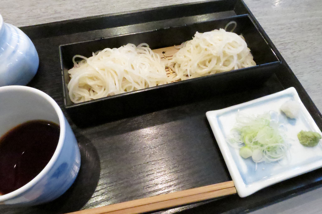 横浜市港区蕎麦店「小嶋屋」さらしなそば