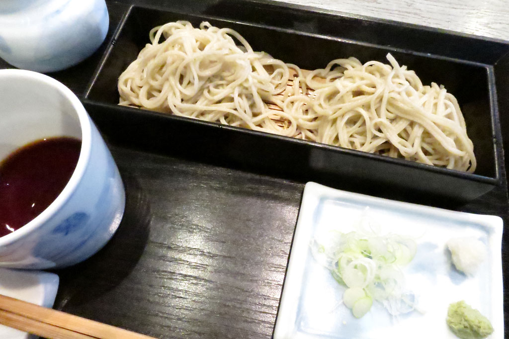 横浜市港区蕎麦店「小嶋屋」二八そば