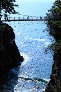 伊東市「城ヶ崎海岸」のつり橋