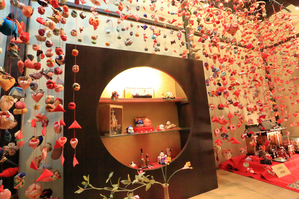 東伊豆町稲取「雛のつるし飾り」