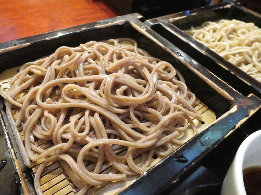 東京都港区蕎麦店「嘉一（かいち）」田舎そば