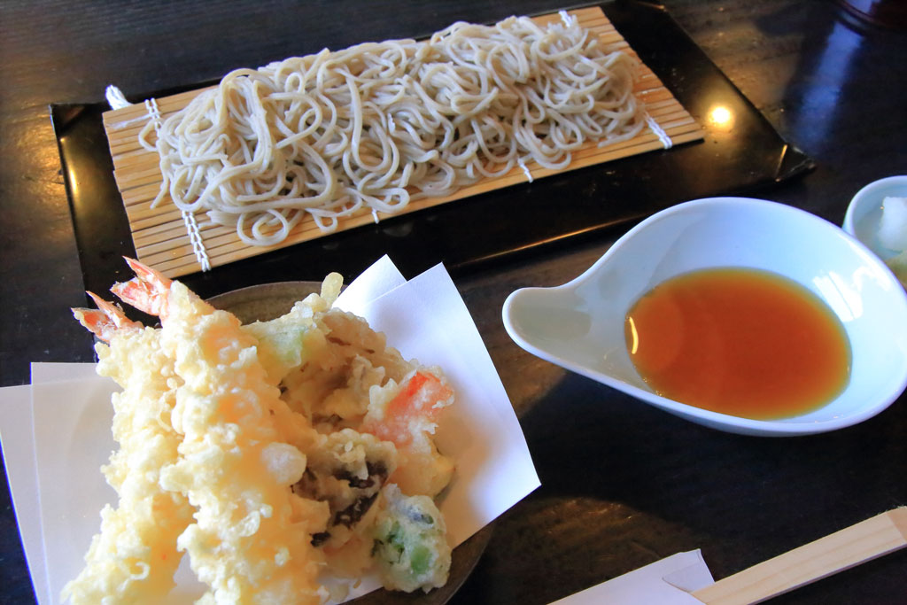 静岡県下田市蕎麦店「いし塚」天付けせいろ