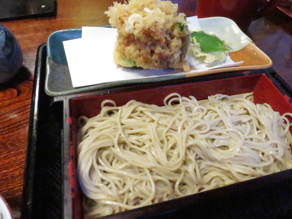 東京都港区蕎麦店「大阪屋虎ノ門砂場」桜エビ天せいろ