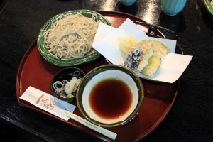 東京都高尾山蕎麦店　栄茶屋