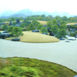 四季の風景「足立美術館」小雨に煙る枯山水庭