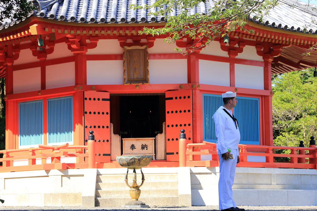 下田市「寝姿山ロープウェイ」愛染堂を訪れた米水兵