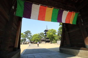 香川県「善通寺」中門からの五重塔