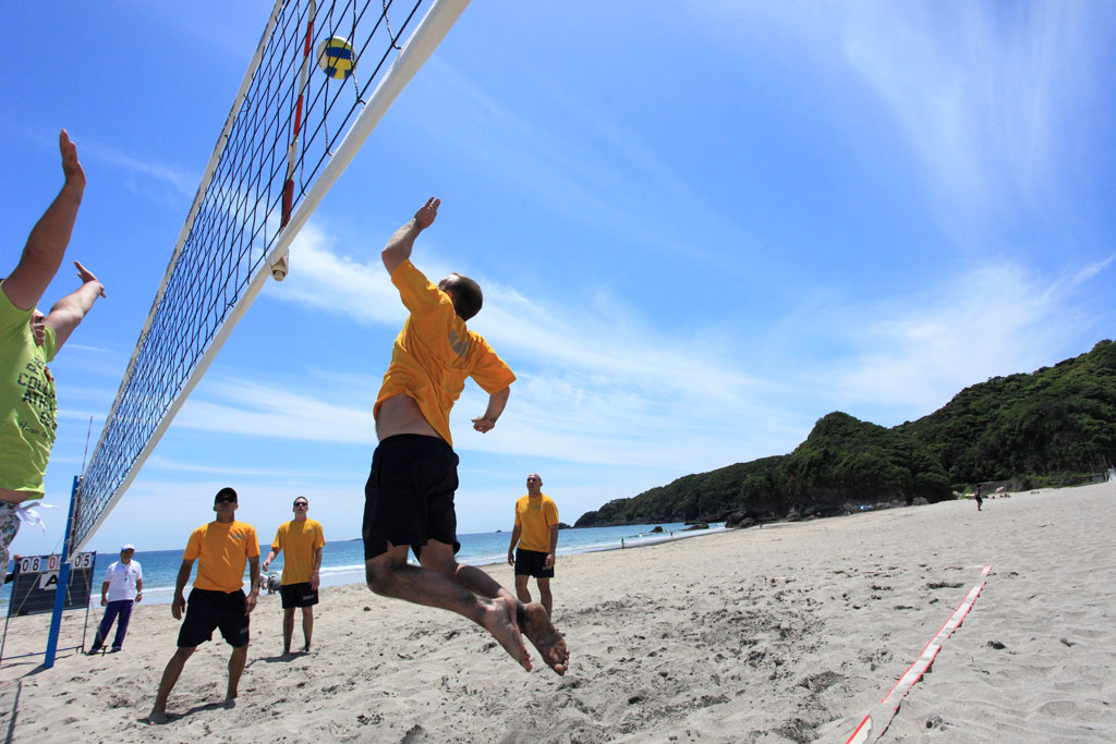 下田市「下田黒船祭」日米親善ビーチバレー