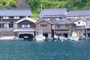京都府「伊根の舟屋」の近景