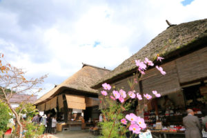 福島県「大内宿」趣向を凝らしたお店を巡る