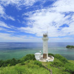 石垣島「平久保崎」夏雲と青一色に染まる平久保崎灯台