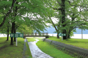 十和田湖湖畔