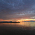 石垣島「フサキビーチ」茜色に染まる浮き桟橋に佇む