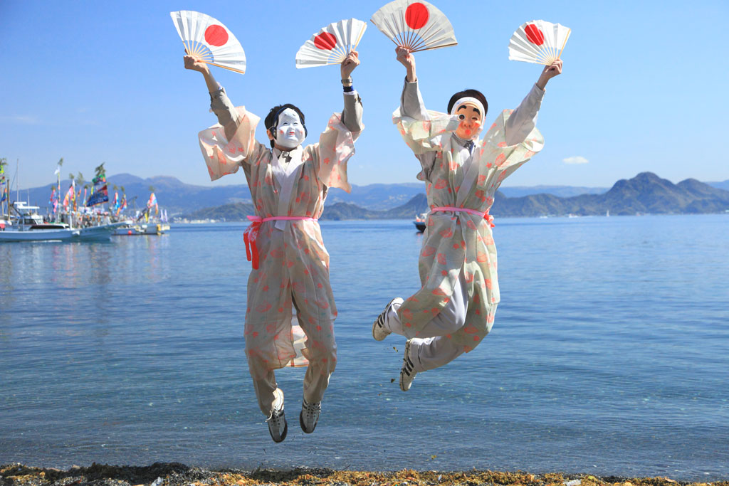 沼津市「大瀬まつり」大瀬崎でのパフォーマンス