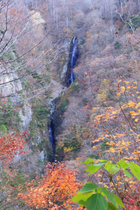 「松川渓谷」八滝の遠望