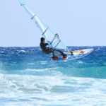 下田市「白浜海岸」空中高く飛ぶウィンドサーフィン
