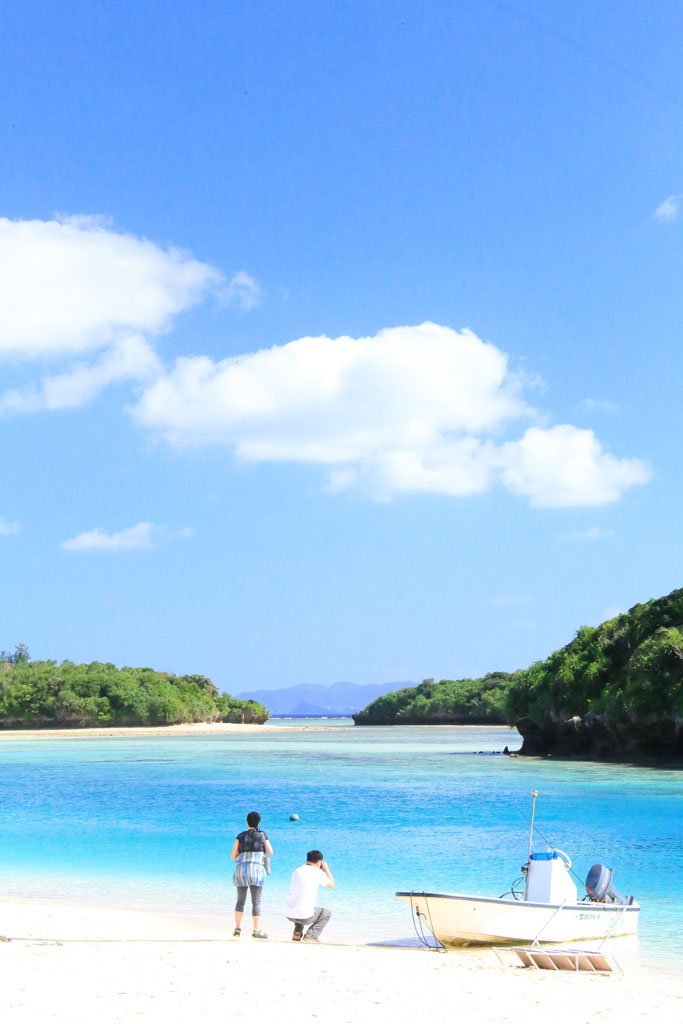 八重山諸島石垣島「川平湾」7月の川平湾