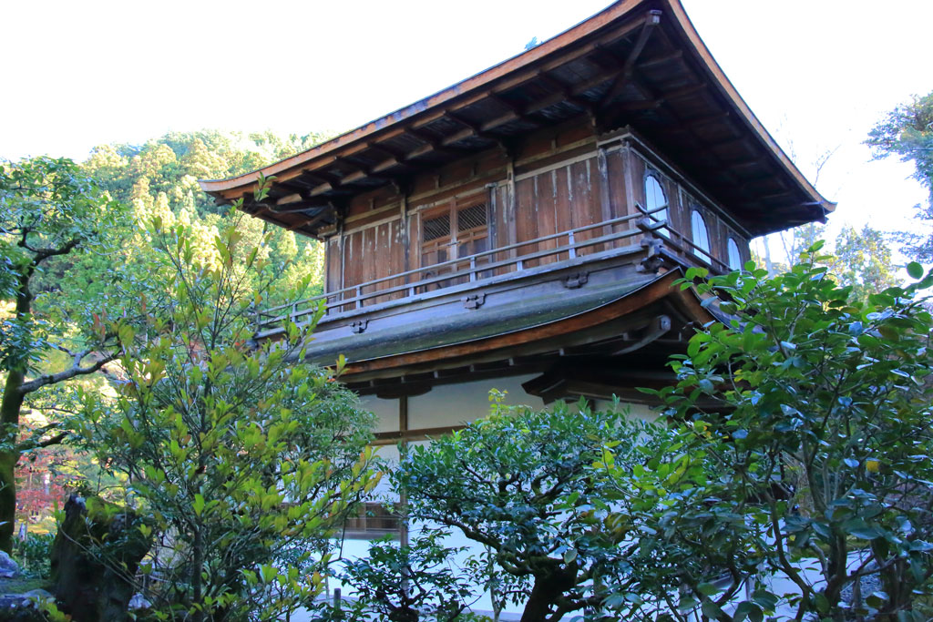 京都「銀閣寺」銀閣の側面